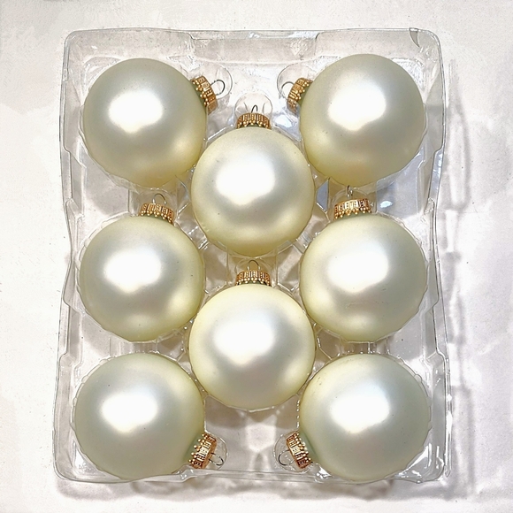 Krebs Christmas Glass Ball Ornaments 8 Pcs  2-5/8" Vanilla Ice Velvet Gold Caps - Picture 2 of 11